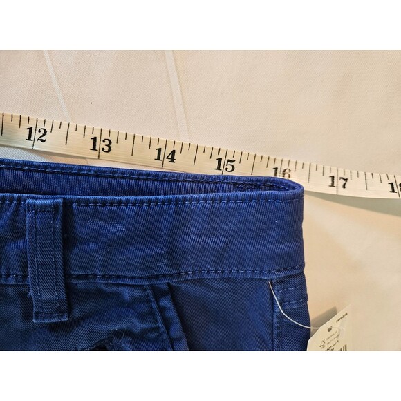Khakis By GAP Blue.  3” Inseam Classic Fit, Stretch, Sits Below Waist - Picture 4 of 9